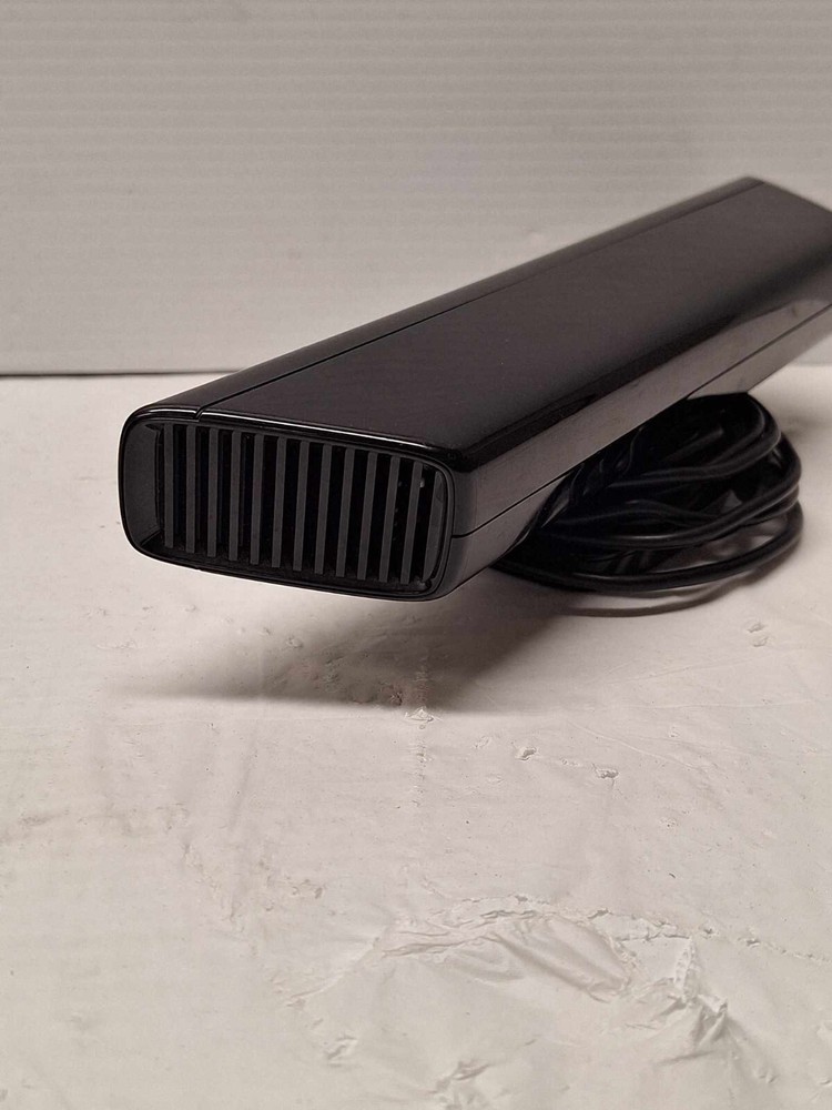 XBOX 360 KINECT MODEL 1414 - PREOWNED