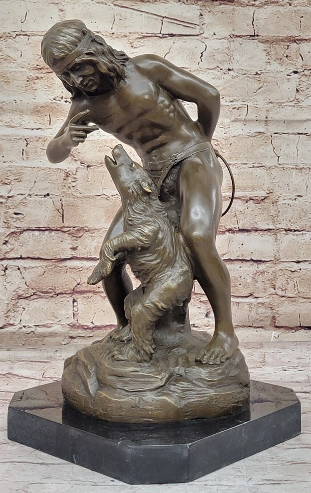 AMERICAN NATIVE TRAINING A BEAR BRONZE SCULPTURE STATUE ON MARBLE BASE ARTWORK