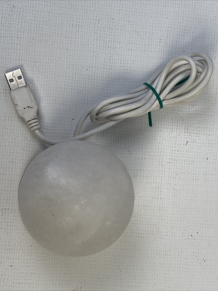 White Crystal Ball Desk Light Color Changing USB Plug EUC