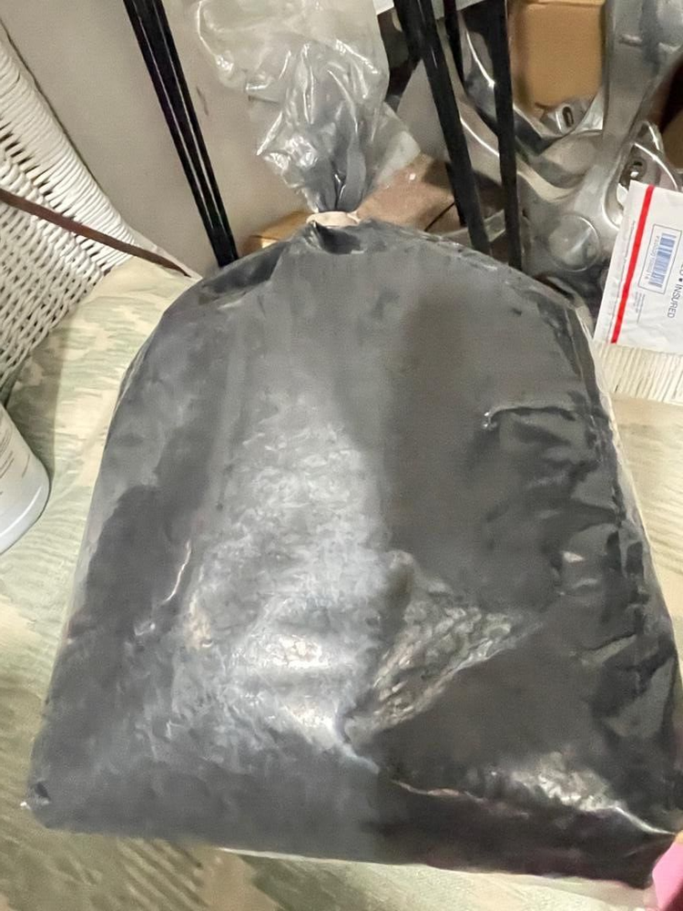 Black Pellets 4lbs bag (Location V6)