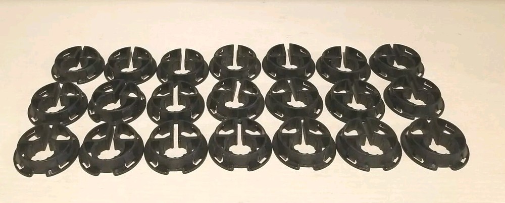 1/2" CTS Pipe Eye Metal Stud Insulator (Black) 21 Pack
