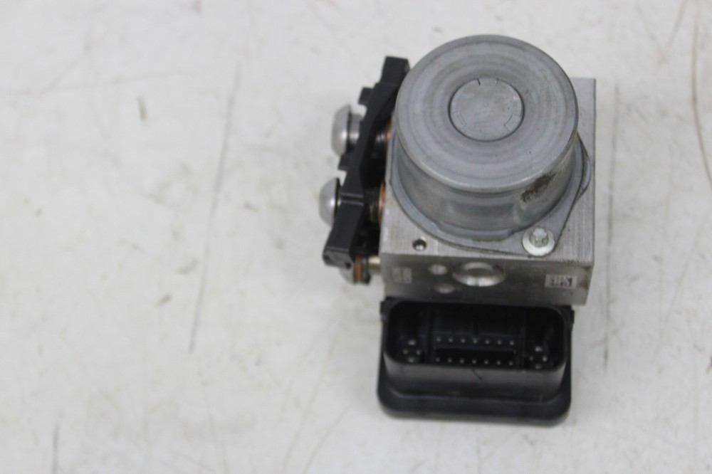 20-23 BMW F900R ABS PUMP UNIT MODULE
