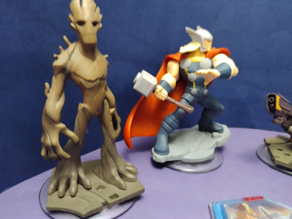 Lot of 7 Marvel 2.0 Disney Infinity