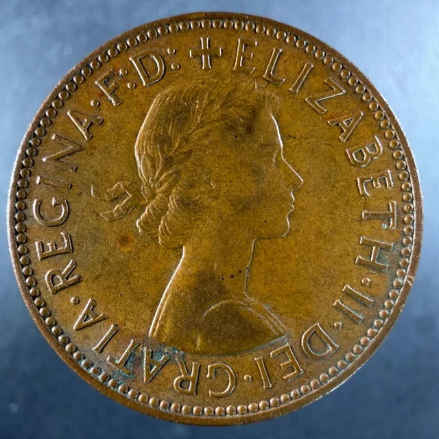 1965 Great Britain Half Penny Sharp Features Elizabeth II Bronze