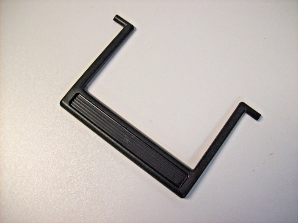 SMITH CORONA TYPEWRITER CARRYING CASE HANDLE