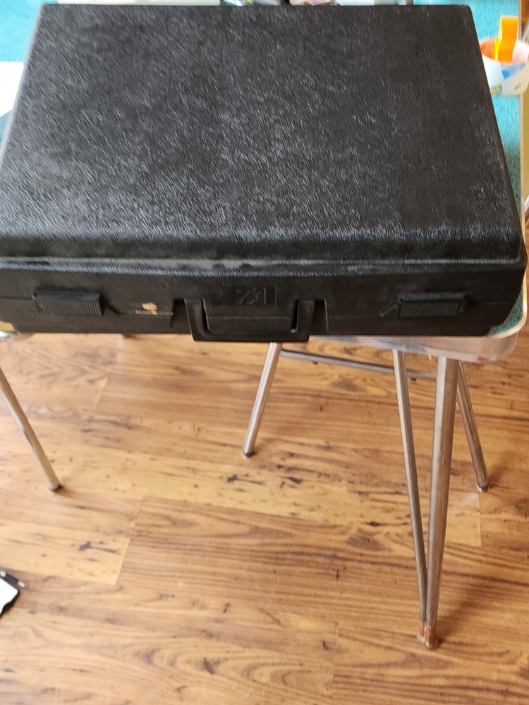 Royal Satellite II Electric Typewriter ***USED*** TESTED