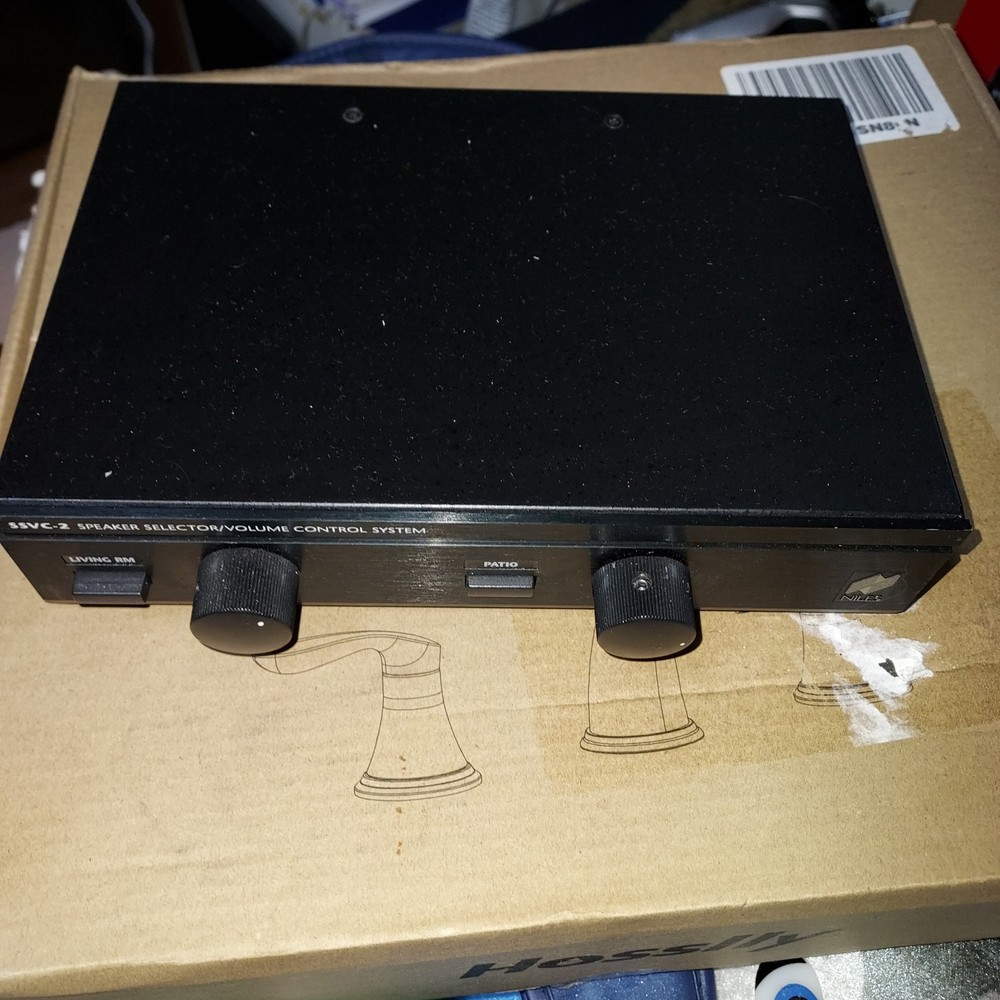 Niles Ssvc-2 Stereo Speaker Selector