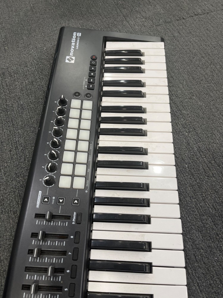 Novation LaunchKey 49 MK2 Keyboard Controller
