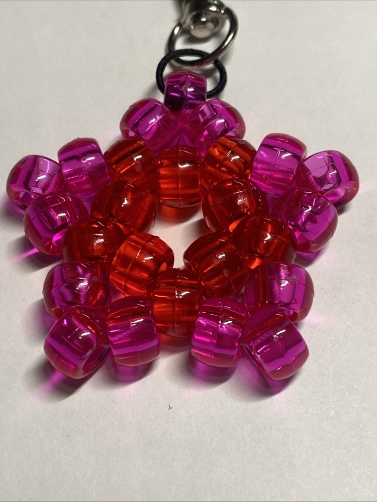 Red and Pink Kandi Star Keychain