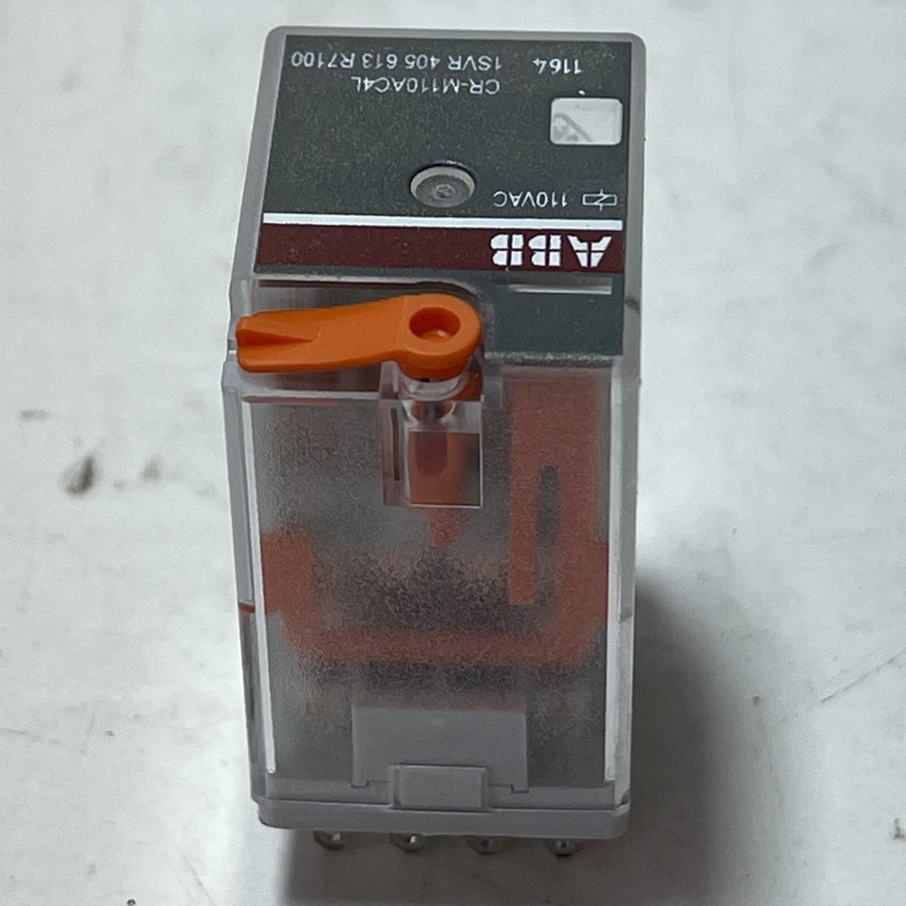 1pc new ABB Relay CR-M110AC4L Pluggable Interface Relay