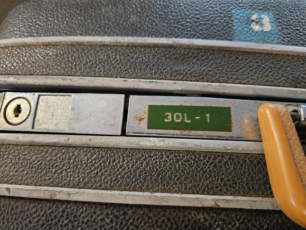 Samsonite case for Collins 30L-1 Linear Amp