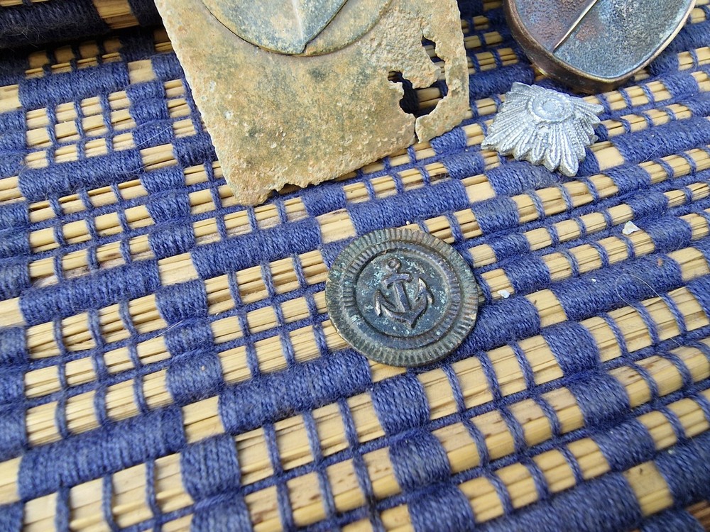 WW2 Original German Badges Front Item Relic.