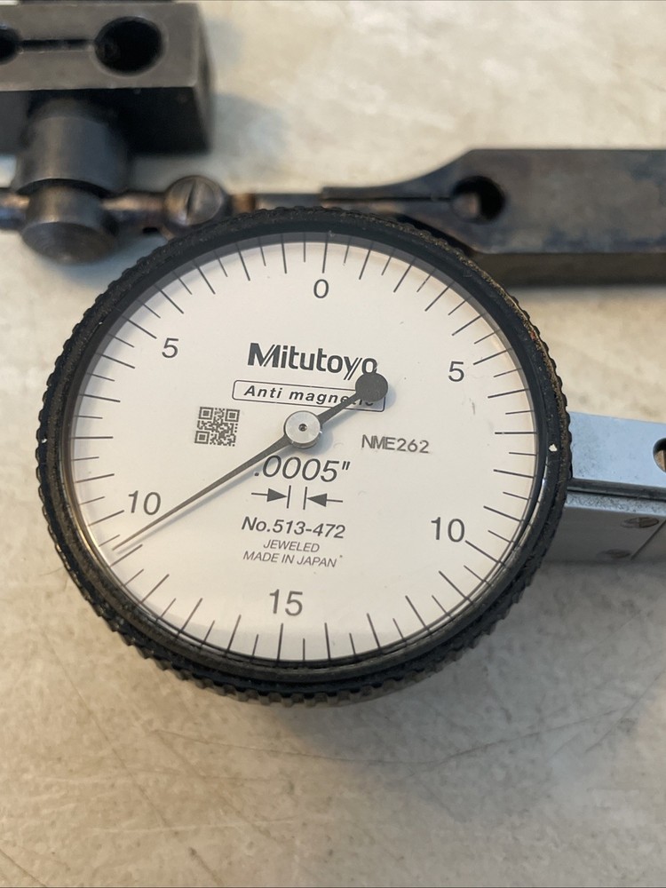 Mitutoyo Dial Indicator .0005” 513-472 & Starrett Indicator holder