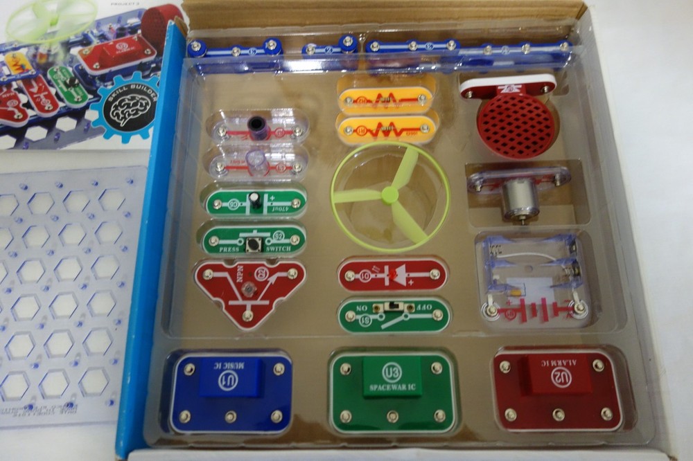 Snap Circuits Kit SB-125 Electronics Learning Kit Elenco 100% Complete