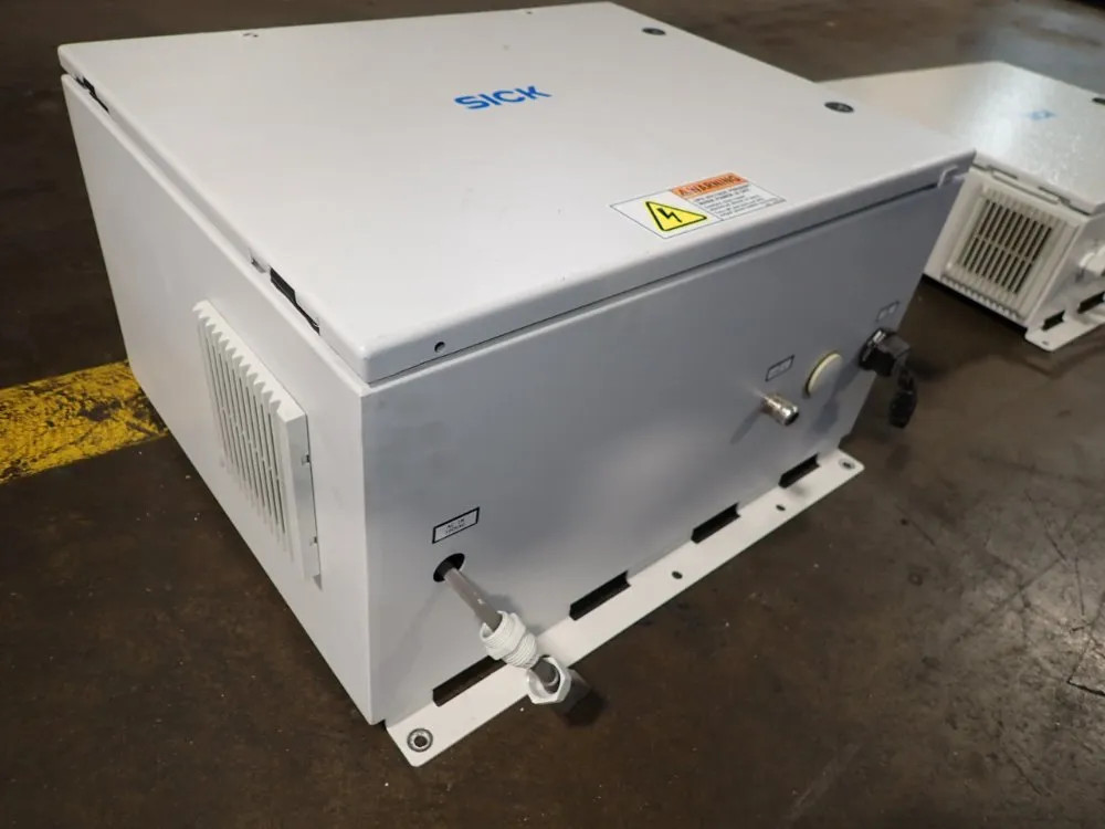 SICK UPS POWER DISTRIBUTION PANEL 2099381