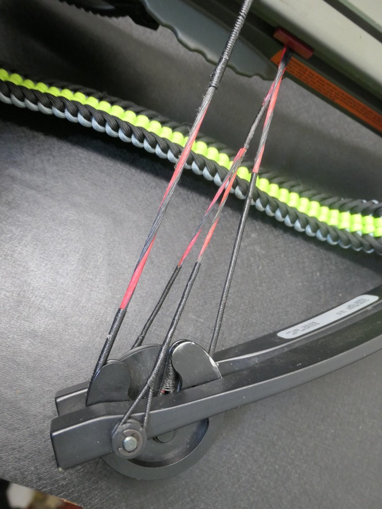 Carbon Express X-Force Advantex Model 20282 Crossbow