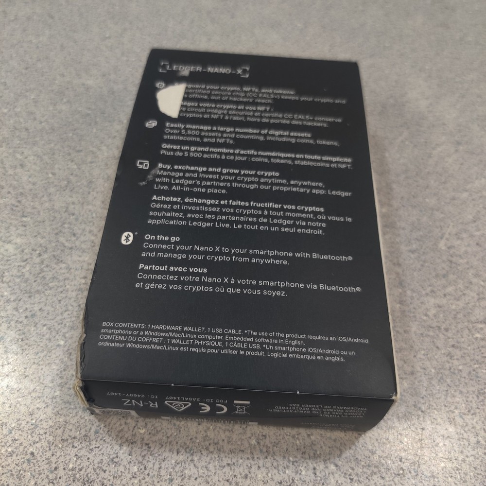 Ledger - Nano X Crypto Hardware Wallet - Bluetooth - Open Box