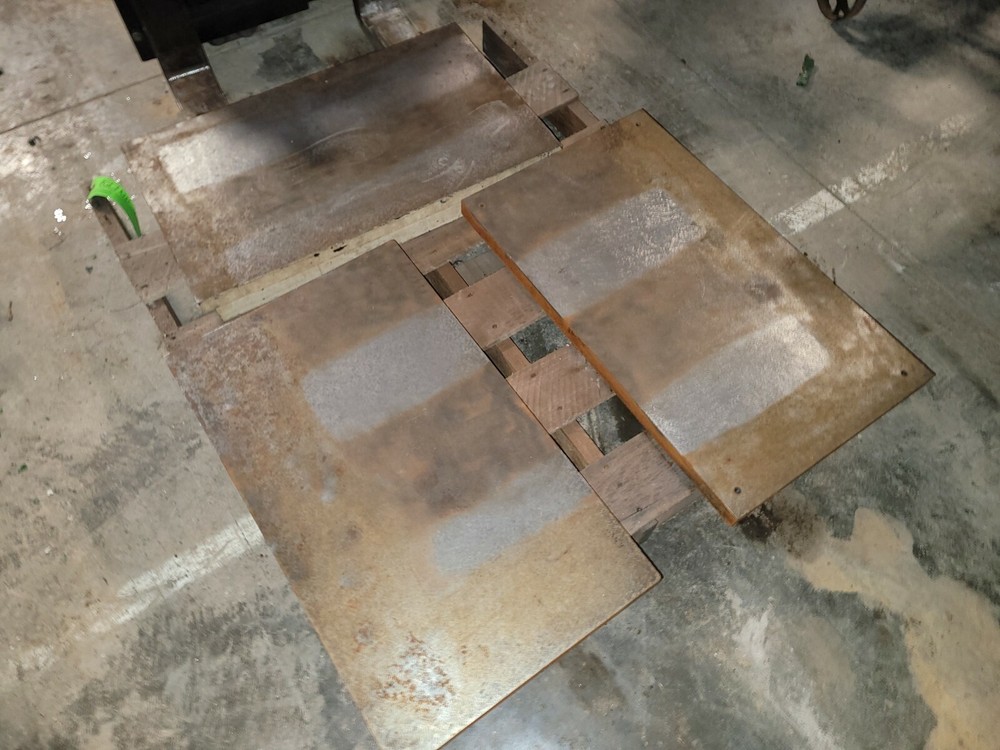 30" Long x 17.5" W Cast Iron Surface Plate/Layout Table 1-1/2" Surface Thickness
