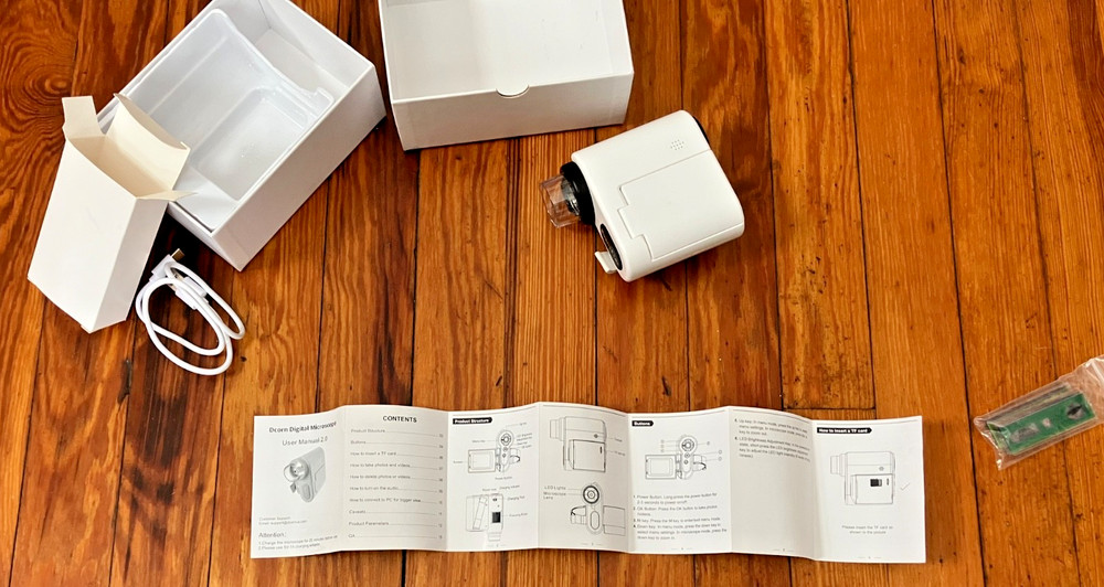 Dcorn Microscope for Kids Handheld Mini Scope 2" LCD Screen 1000+ Magnification