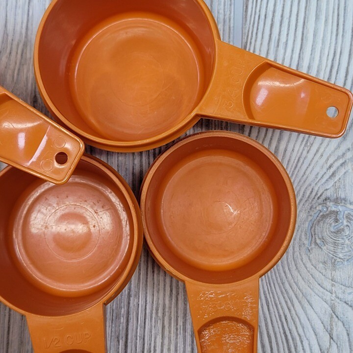 5 Tupperware Nesting Measuring Cups Harvest Orange Retro Kitchen MCM Vtg