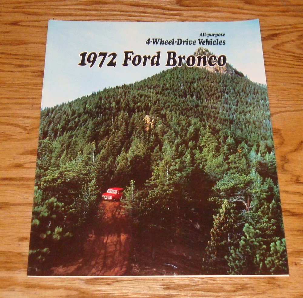 Original 1972 Ford Bronco Foldout Sales Brochure 72