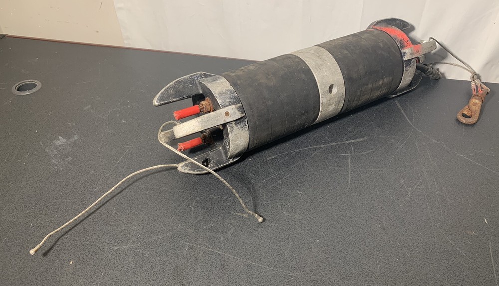 Q CUES Sewer Low Void Chemical Packer 4”