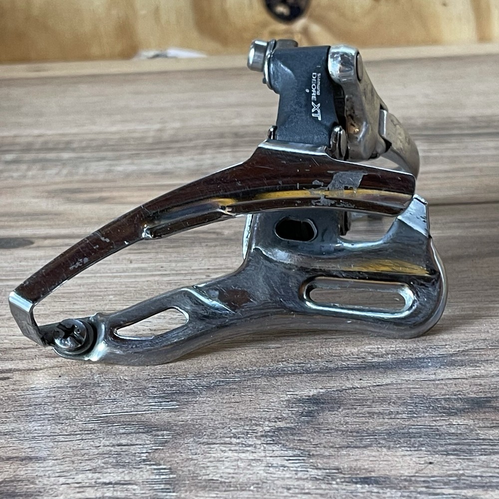 Low Mileage Shimano Deore XT FD-M737 31.8 Front Derailleur Bottom Pull