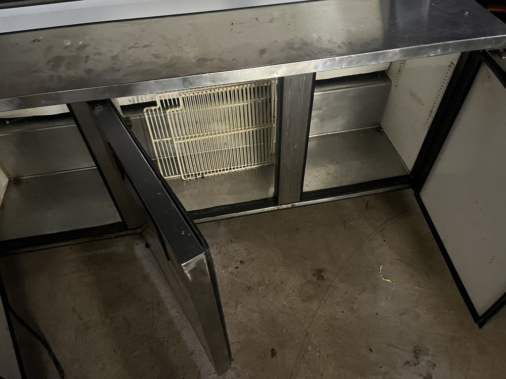 Salad Prep Table Refrigerator