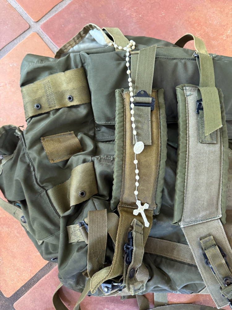 VIETNAM ERA BACK PACK ARMY, MILITARY WITH ROSARY