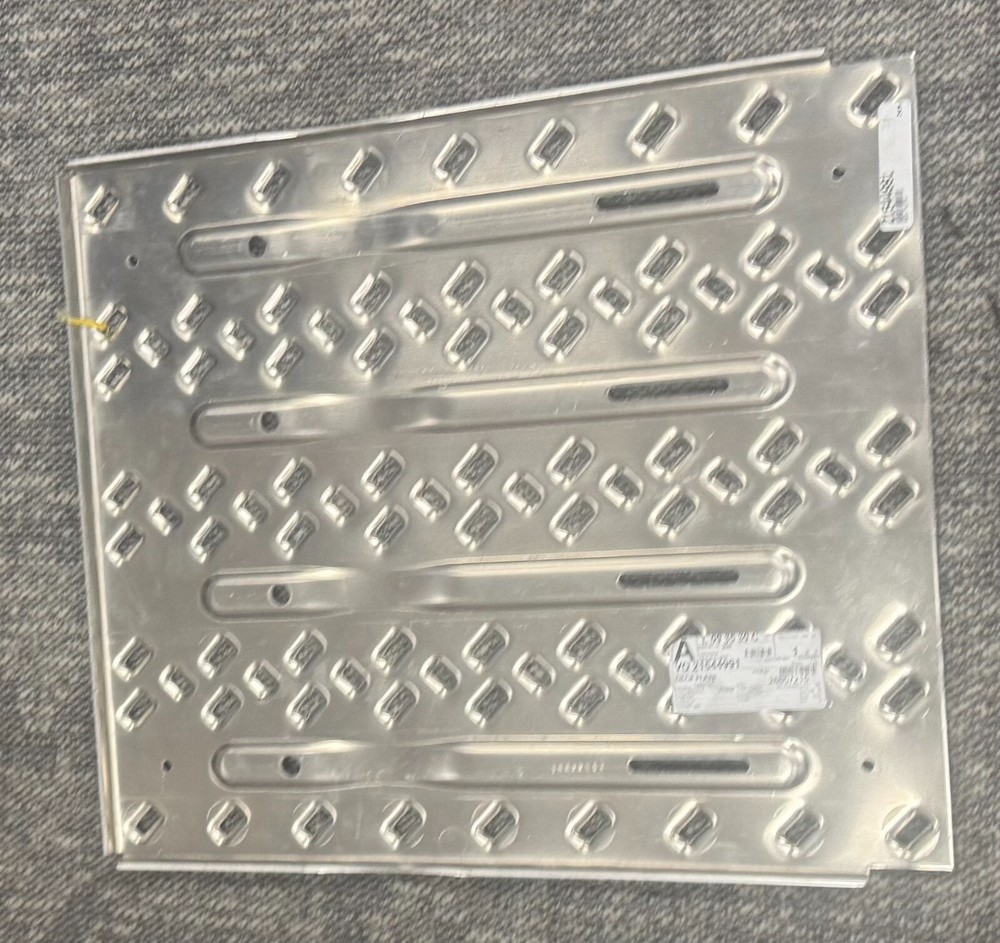 Mack CXU Deckplate - | 21544991
