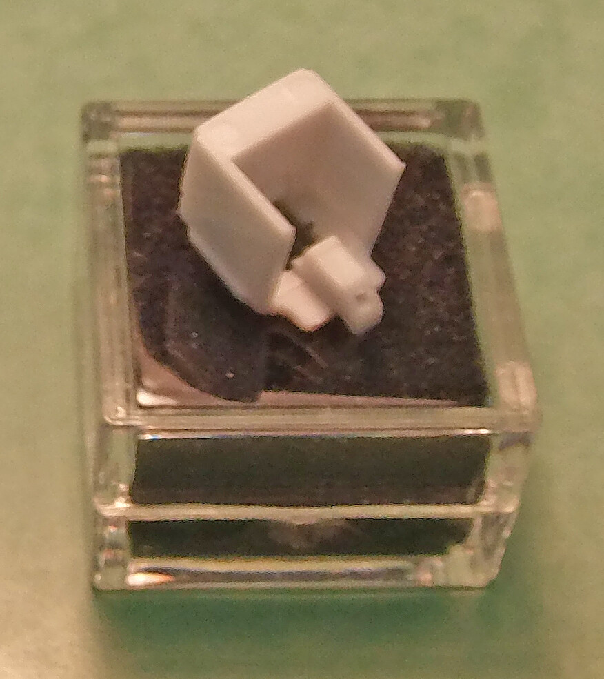 Replacement Needle for RECORD RUNNER Portable Record Player STOKYO SOUNDWAGON