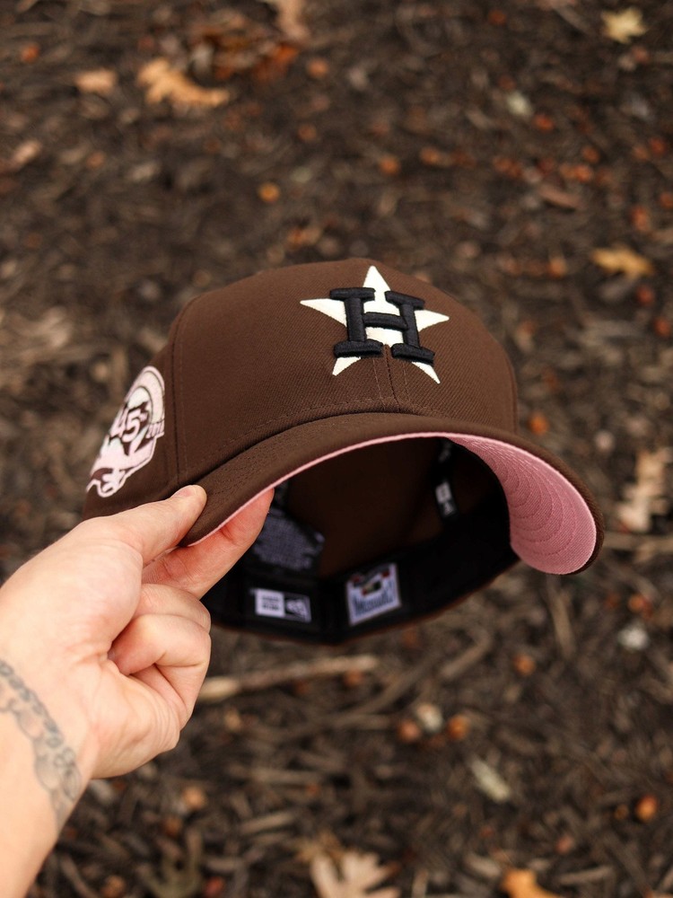 Brown pinky Astros