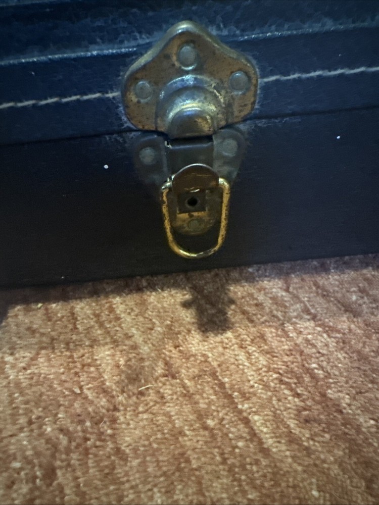 Alvarez Whyte Eagle 5-string Resonator Banjo with Original Hardshell Case