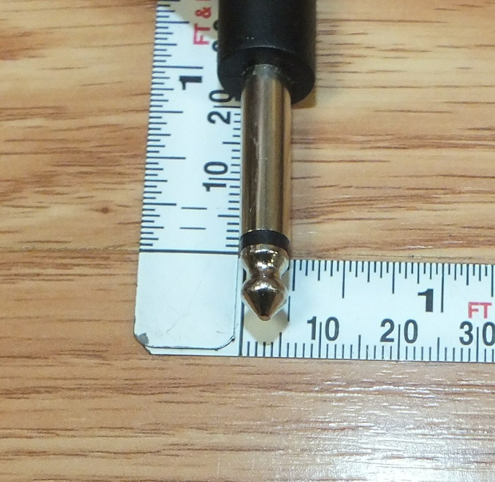 Unbranded Microphone With High Grade Low Noise Microphone Cable **READ**