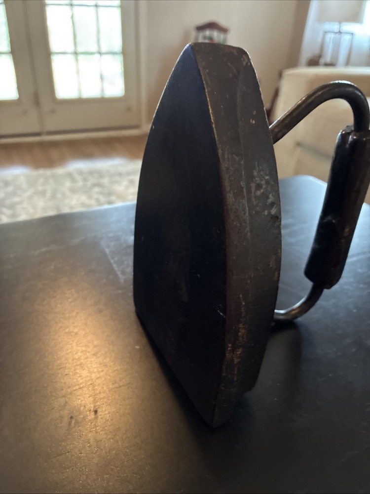 Sheffield Cast Iron Iron Number Seven