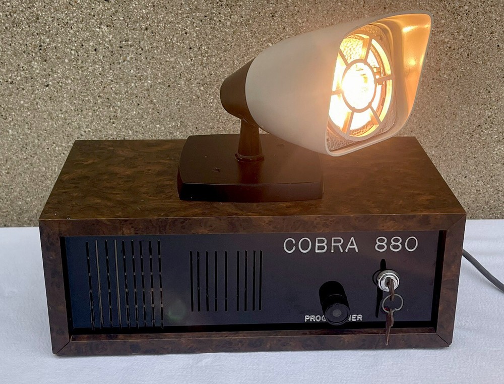 Rare!!!!Cobra 880 Programmer/Siren-See Video!!