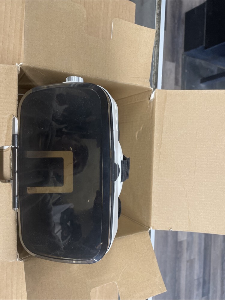 Sharper Image Bluetooth VR Headset With Earphones