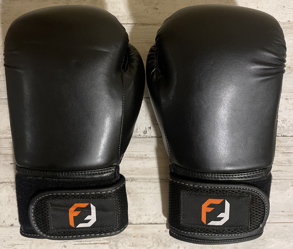 Century Boxing Training Gloves 14oz Black