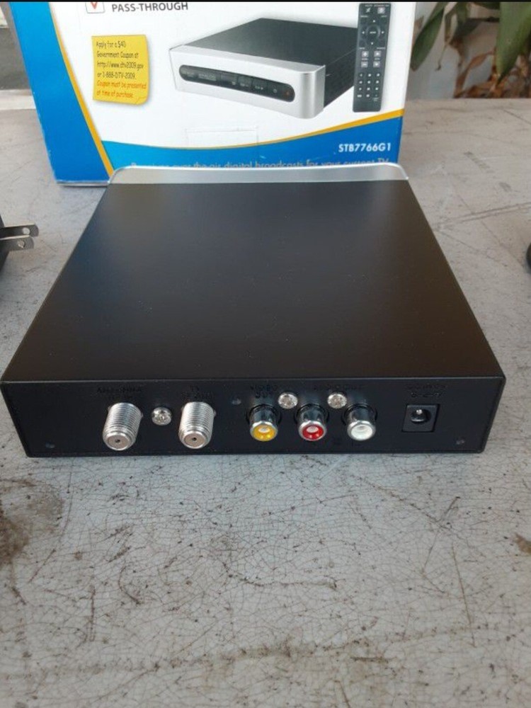 RCA Digital To Analog Converter Box