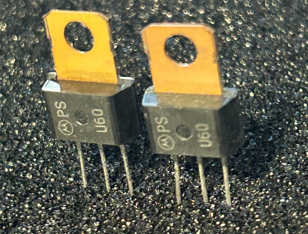 MPSU60 - MOTOROLA - PNP TRANSISTOR - 2 pieces