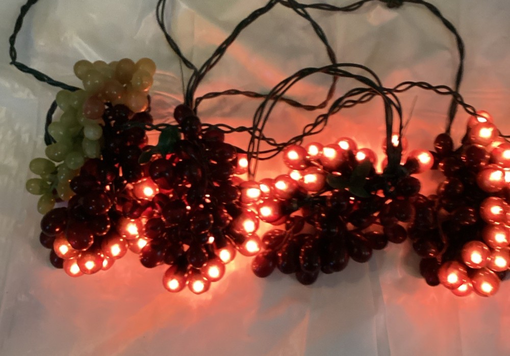 GRAPE CLUSTER LIGHTS 5 Clusters On String Indoor/Outdoor String Lights