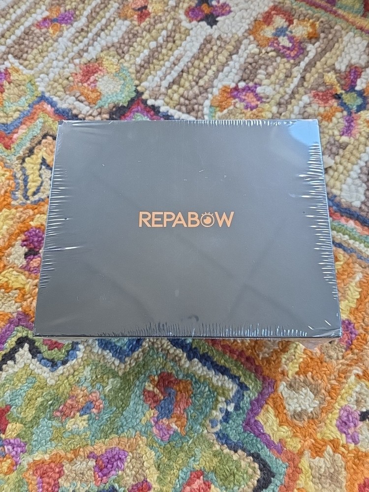 REPABOW LED Projector - M260 - New & Sealed