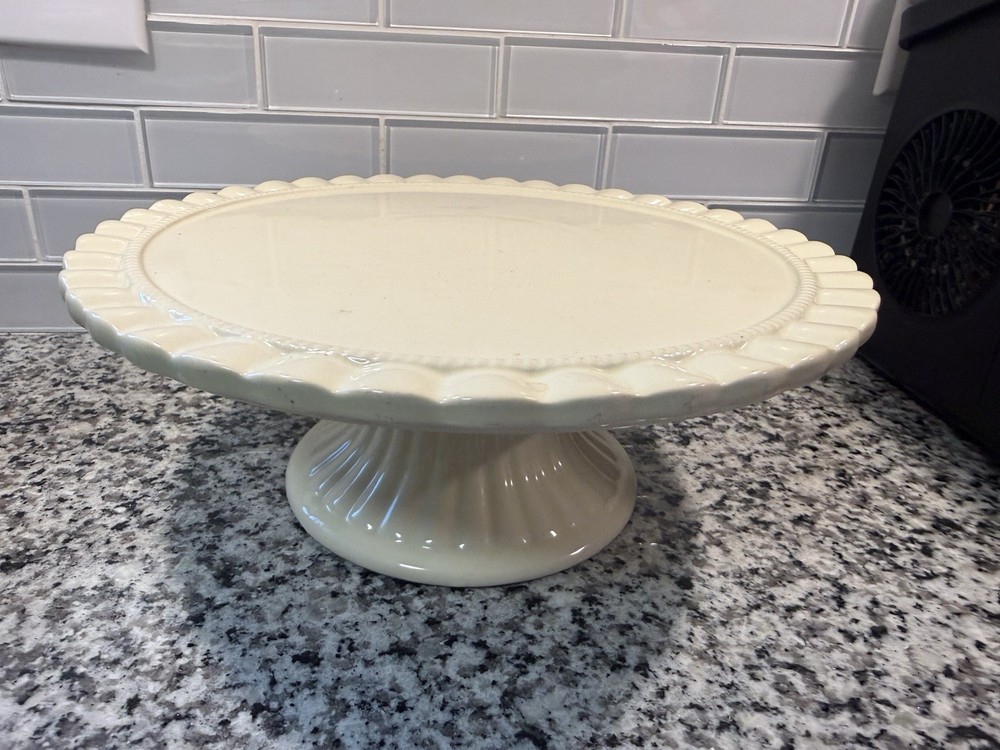 Elegant White Cake Stand