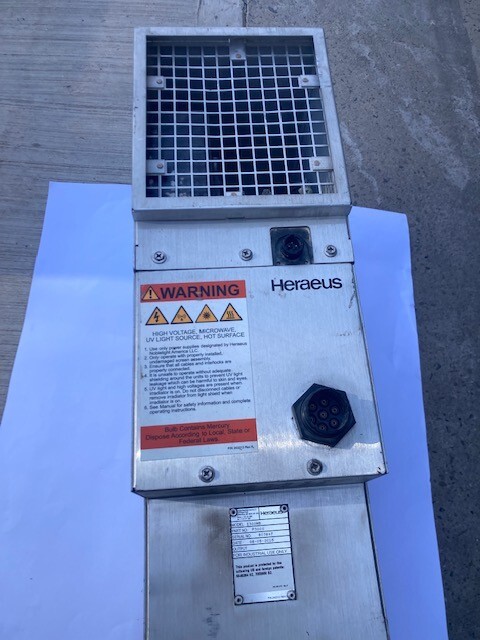 Heraeus I300MB UV LIGHT