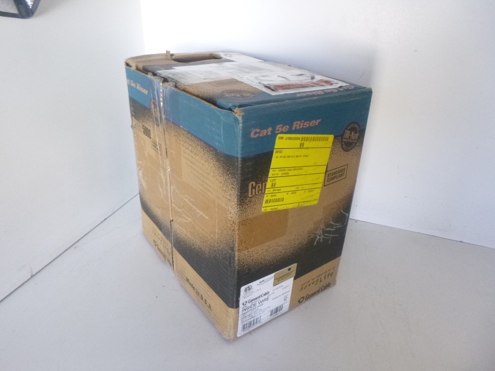 General Cable GenSPEED 5000 Cat-5e Network Cable 4PR 24AWG White 700+ Ft.