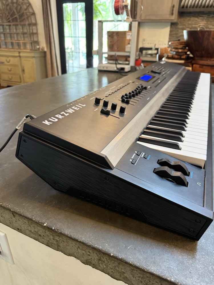 Kurzweil Artis