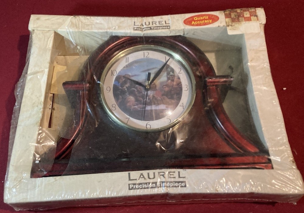 LAUREL PRECISION TIMEPIECE MANTLE CLOCK QUARTZ Last Supper Box Damage