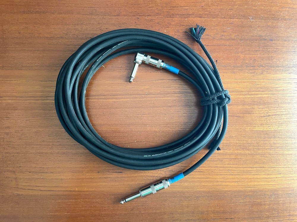 25ft Pro Co Instrument Cable Right Angle + Strait 1/4" Ends