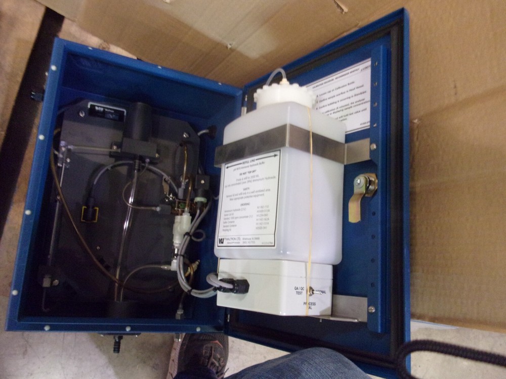 Waltron uAI9070 Hydrazine Analyzer