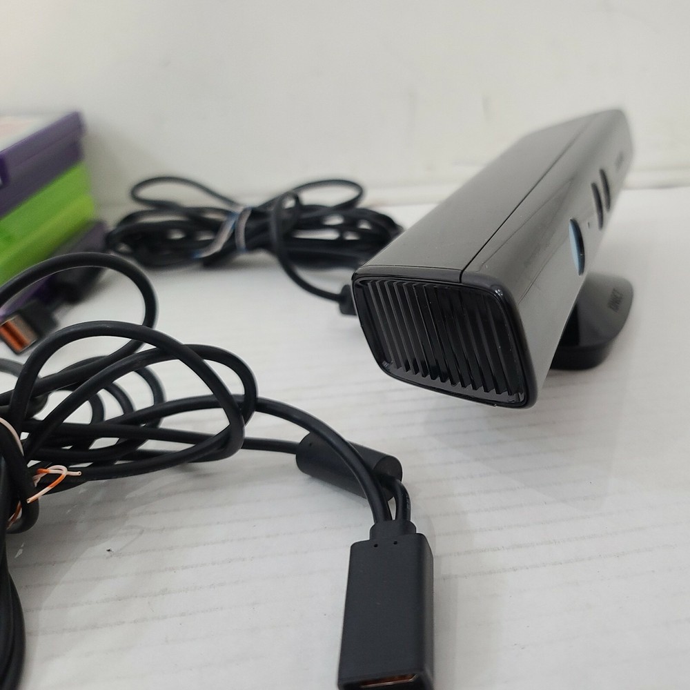 Microsoft 1414 Xbox 360 Kinect Sensor Bar + power cable Bundle + 5 Games TESTED